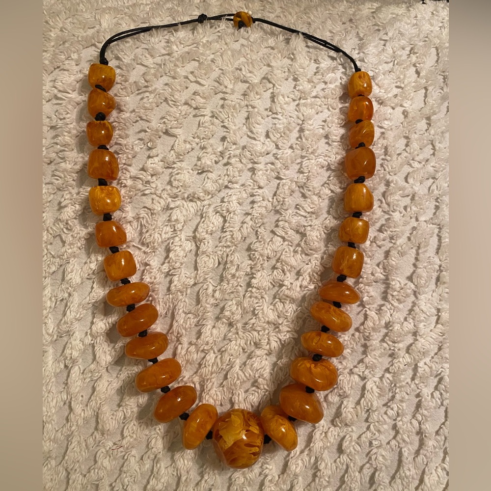Mustard Pebbles Necklace